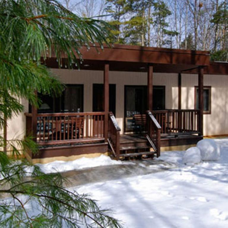 Pipestem Resort State Park Exterior foto