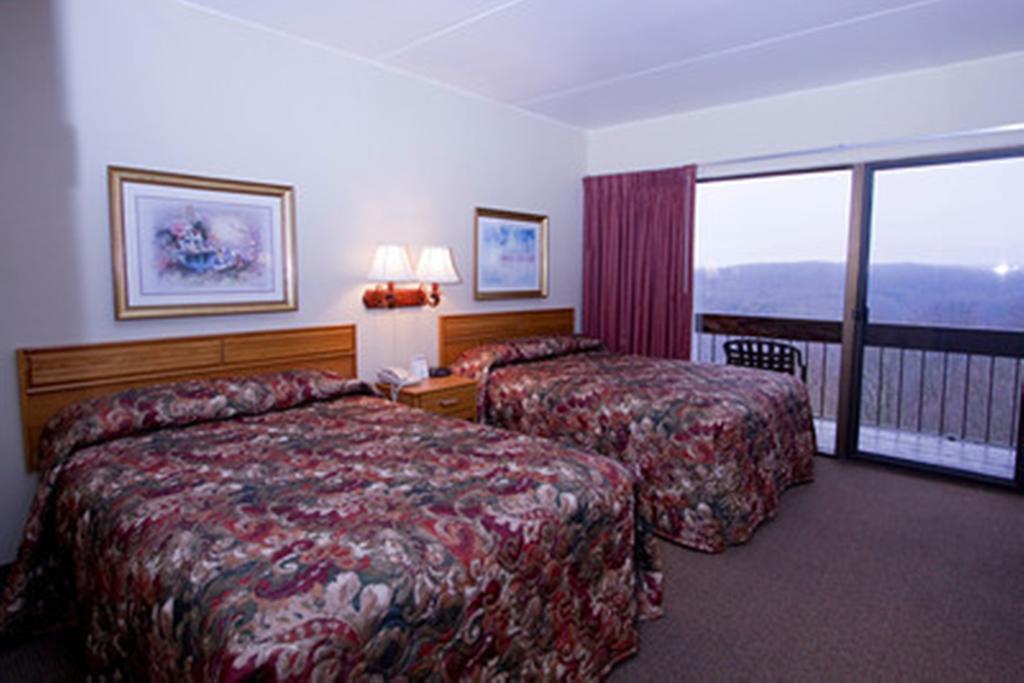 Pipestem Resort State Park Quarto foto